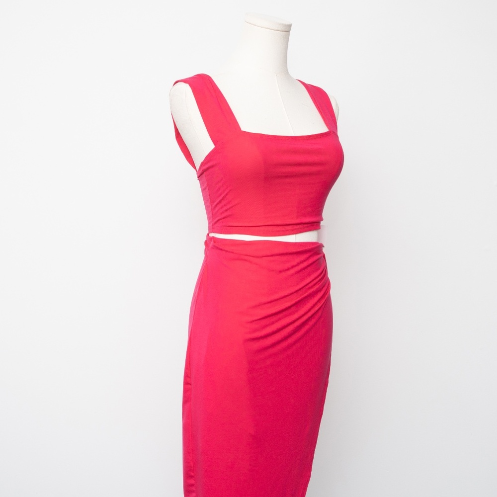 Reformation - Knit Rika Two-Piece Crop Top & Wrap Skirt Set - Picture 6 of 11